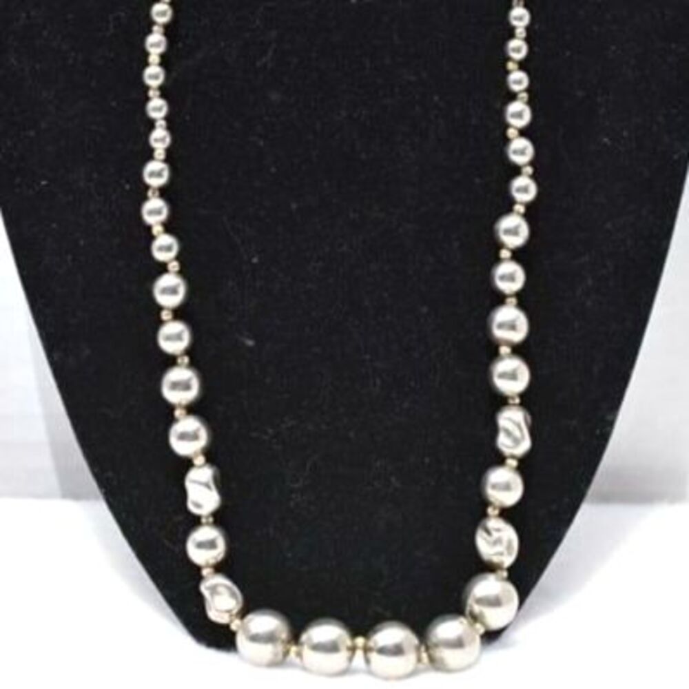 Vintage Unique Graduated Heavy Silver Tone Bead & Nuget Statement 22" Necklace